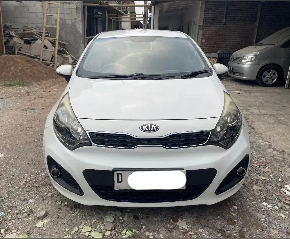 Kia Rio 2013 Bensin