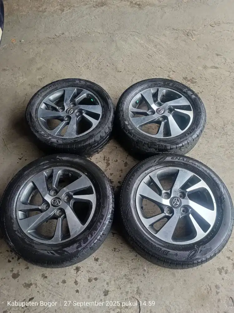 Ready velg original copotan mobil ada avanza veloz avanza new apv dll