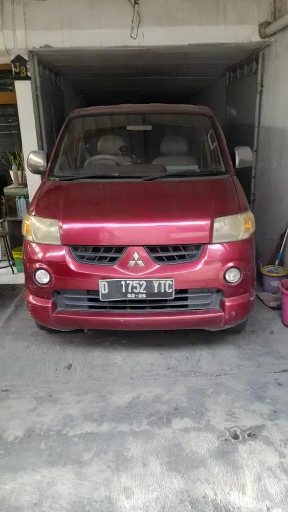 Jual Mitsubishi Maven th 2006