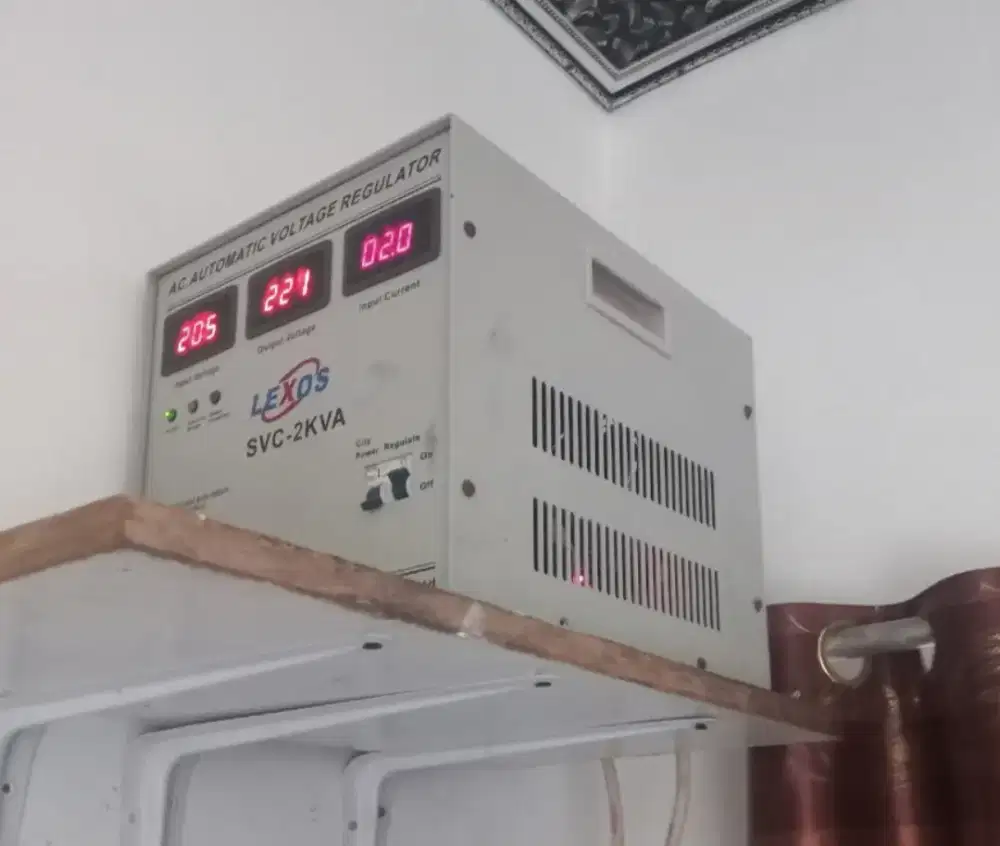 Jual stabilizer lexos SVC 2KVA
