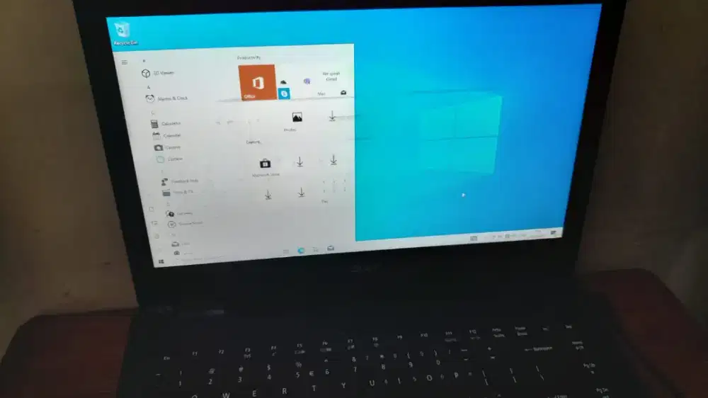 Laptop acer seri E5-421-23PV