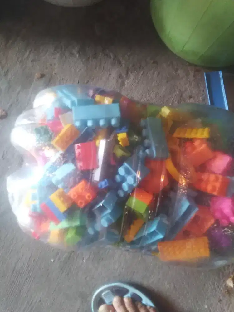 Mainan anak-anak puzzle
