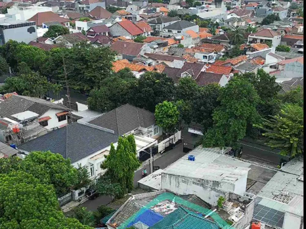 jual rumah hitungan tanah di komplek duren tiga dekat Mampang Prapatan Jakarta Selatan