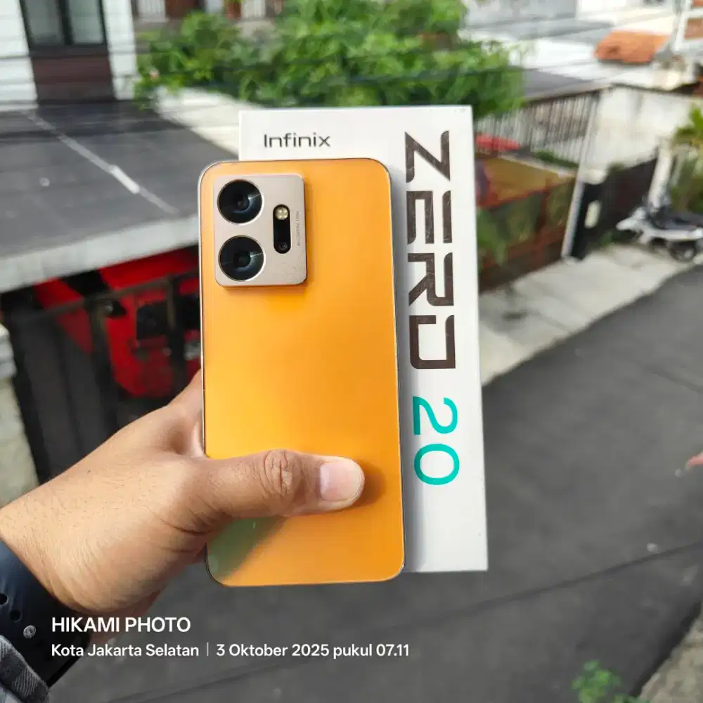 Infinix ZERO 20 16/256 6,7 Amoled Fullset Kamera 108/60 Mpx AF OIS 2K