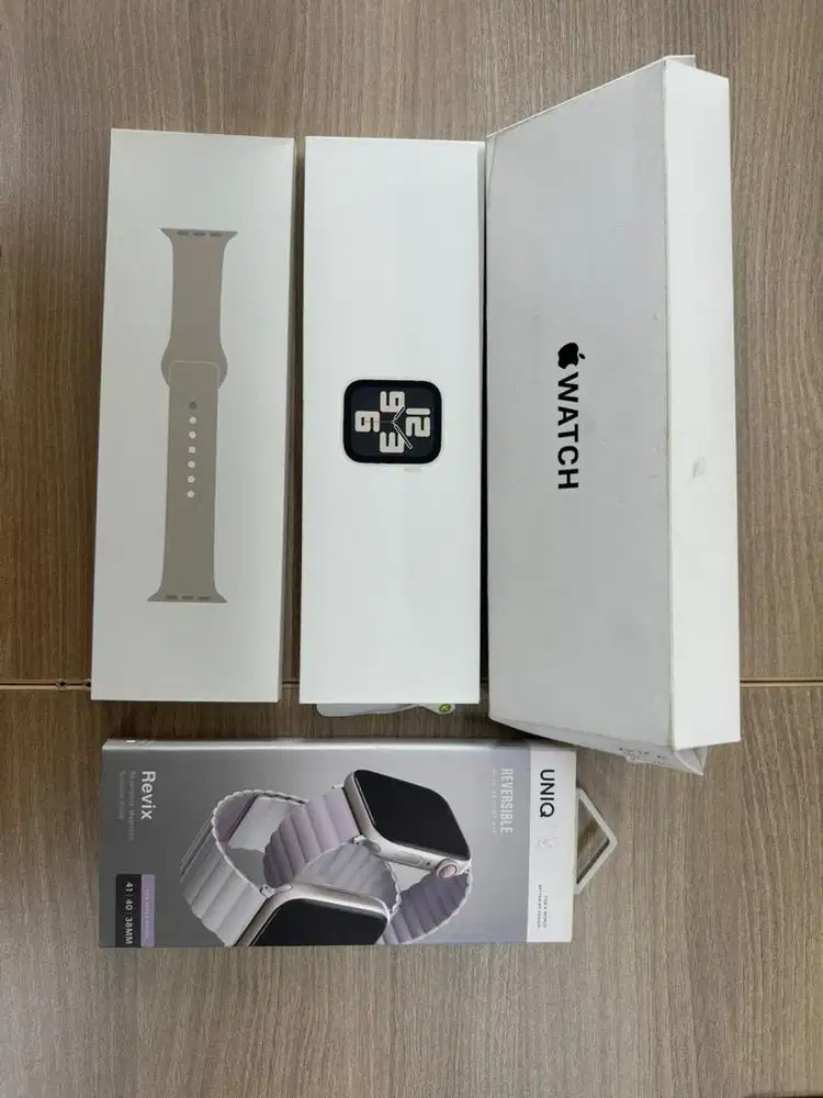 Apple Watch SE Gen 2 (Pake Sebulan Aja)