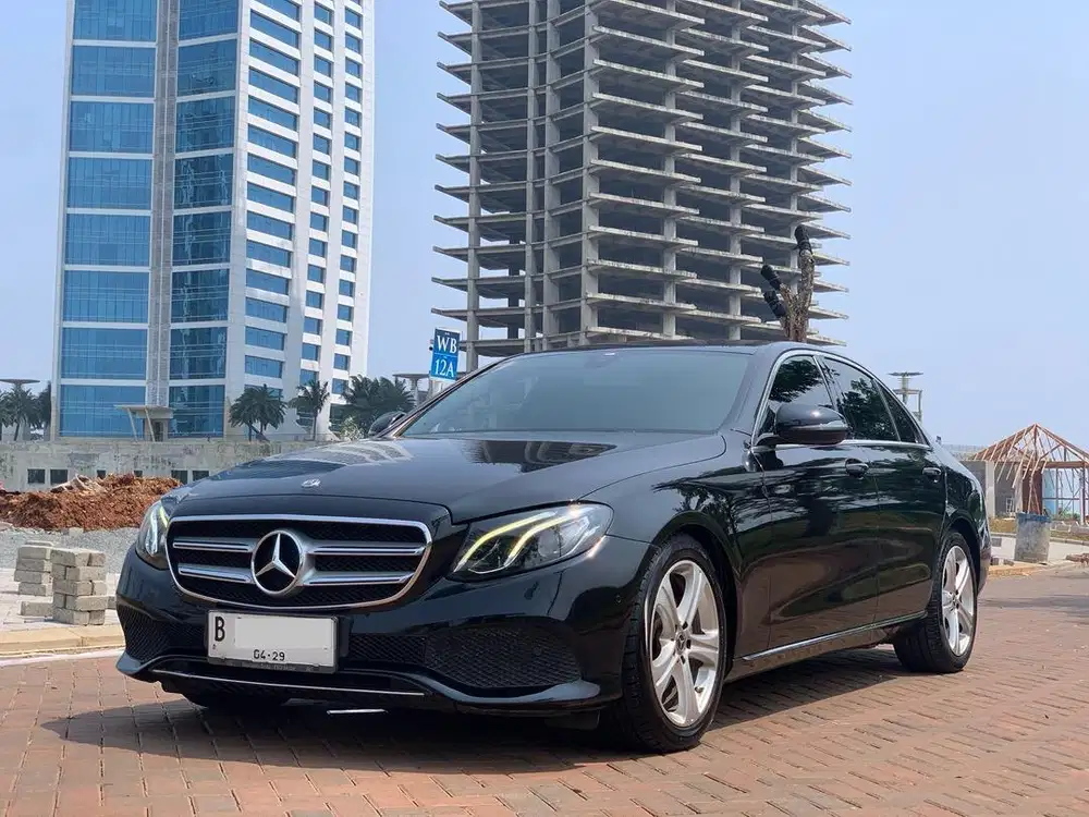 (CASH) Mercedes E250 2019 Black Speedometer Digital