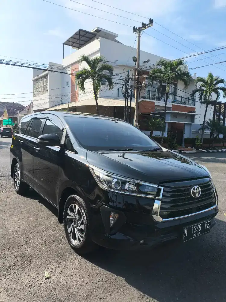 Innova V Diesel Matic 2022 BUC