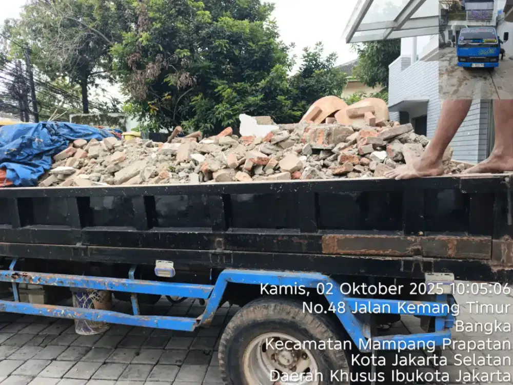 Jasa buang puing dan sampah
