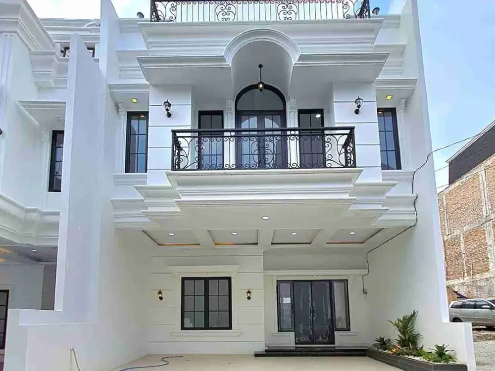 Dijual Rumah American Classic  Dalam Komplek Di Jagakarsa  Jakarta Selatan