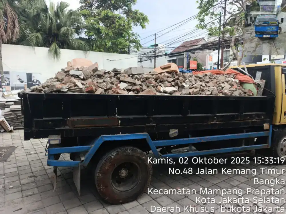 Jasa buang puing dan sampah