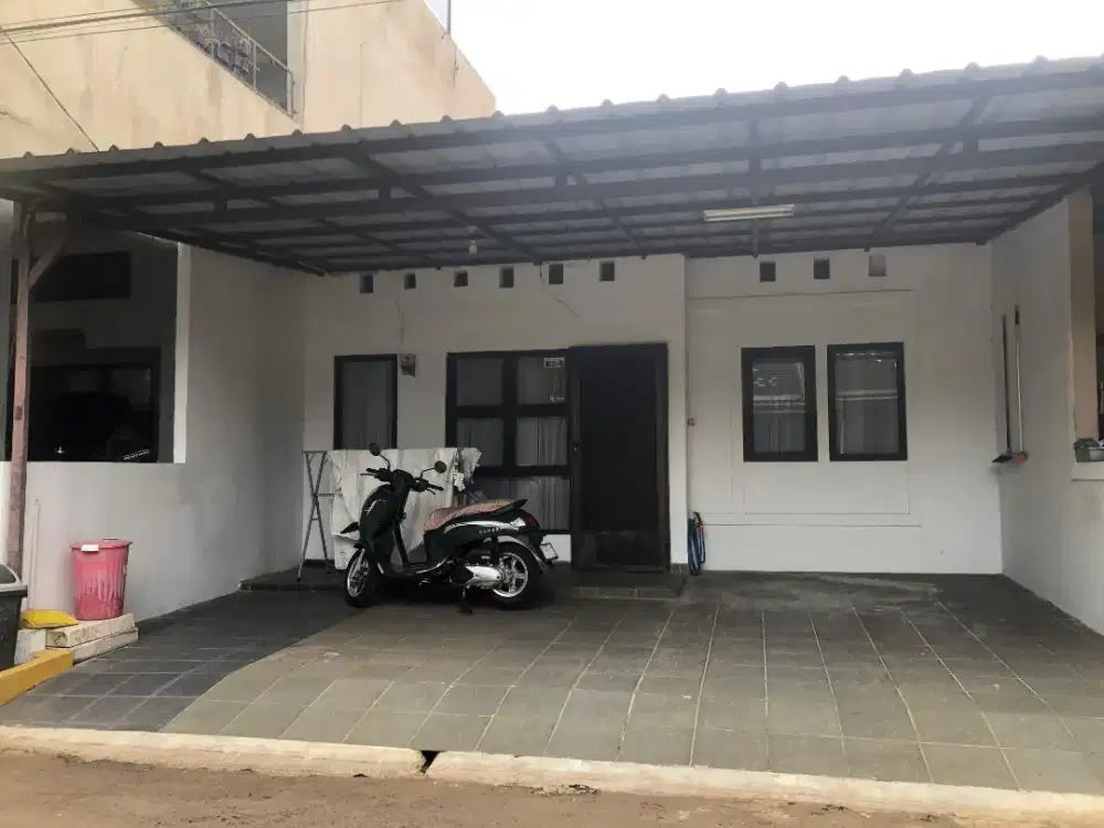 D jual rumah SHM 1lt cluster essencepark jaticempaka pondokgede bekasi
