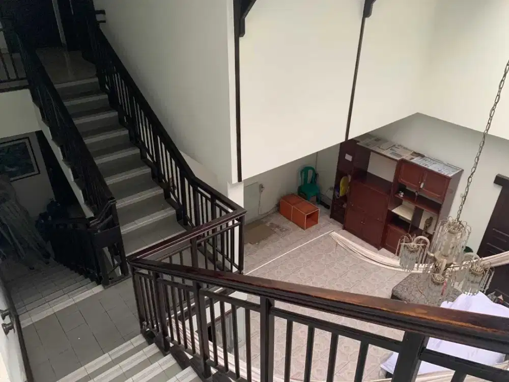 Jual Sewa Rumah Sayap Riau bisa untuk Kantor dekat Cihapit