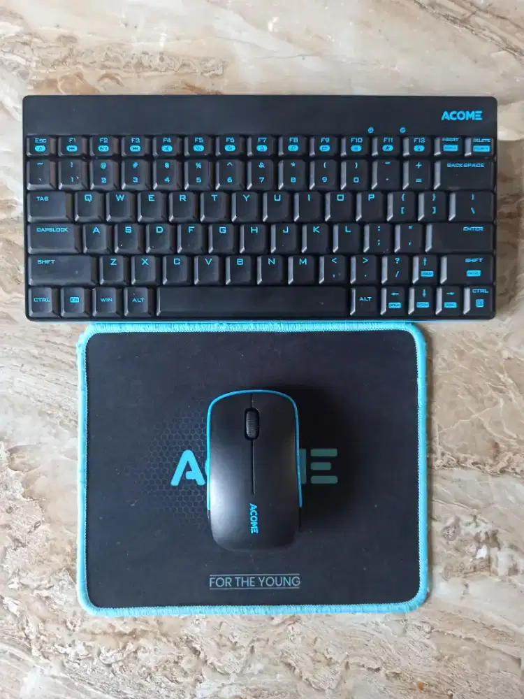 Paket Keyboard + Mouse Wireless ACOME + Mousepad – Desain Stylish