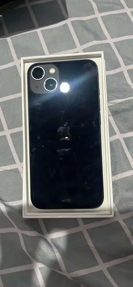 Iphone 13 128gb ibox bh 100 on garansi maret 2026