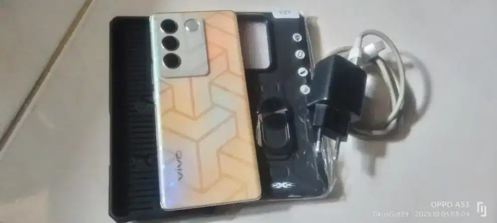 Handphone Vivo V27 5G 8/256