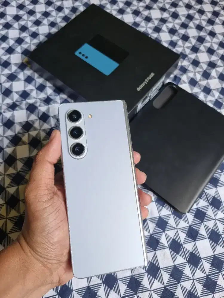 Samsung Z Fold5 5G (12/256) Resmi SEIN
