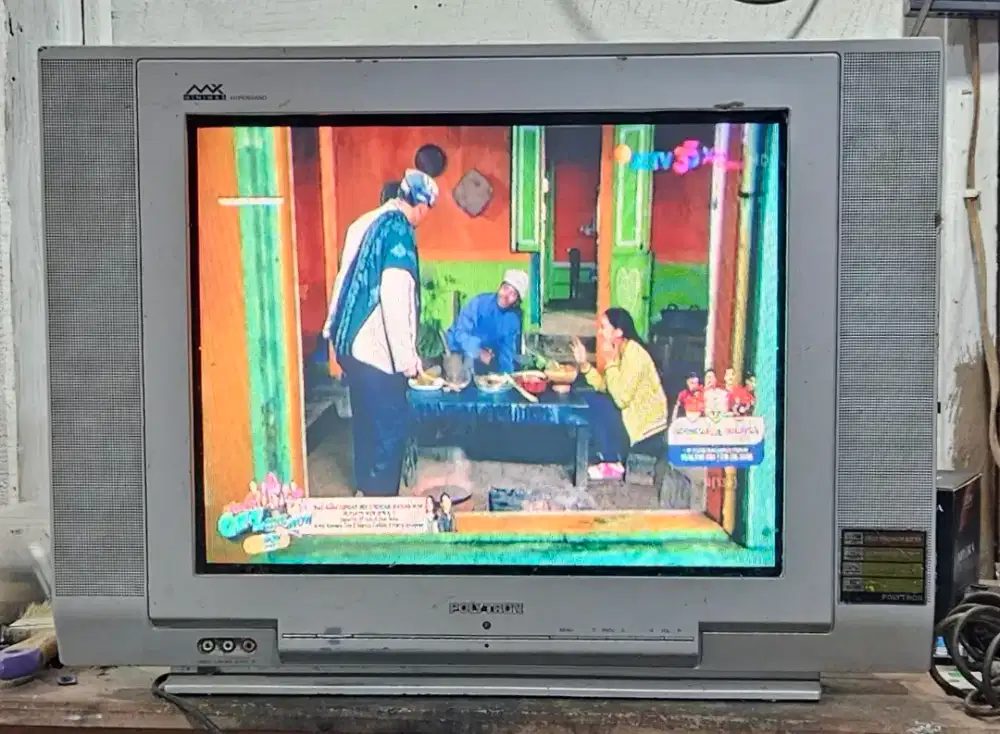 TV TABUNG 21 POLYTRON