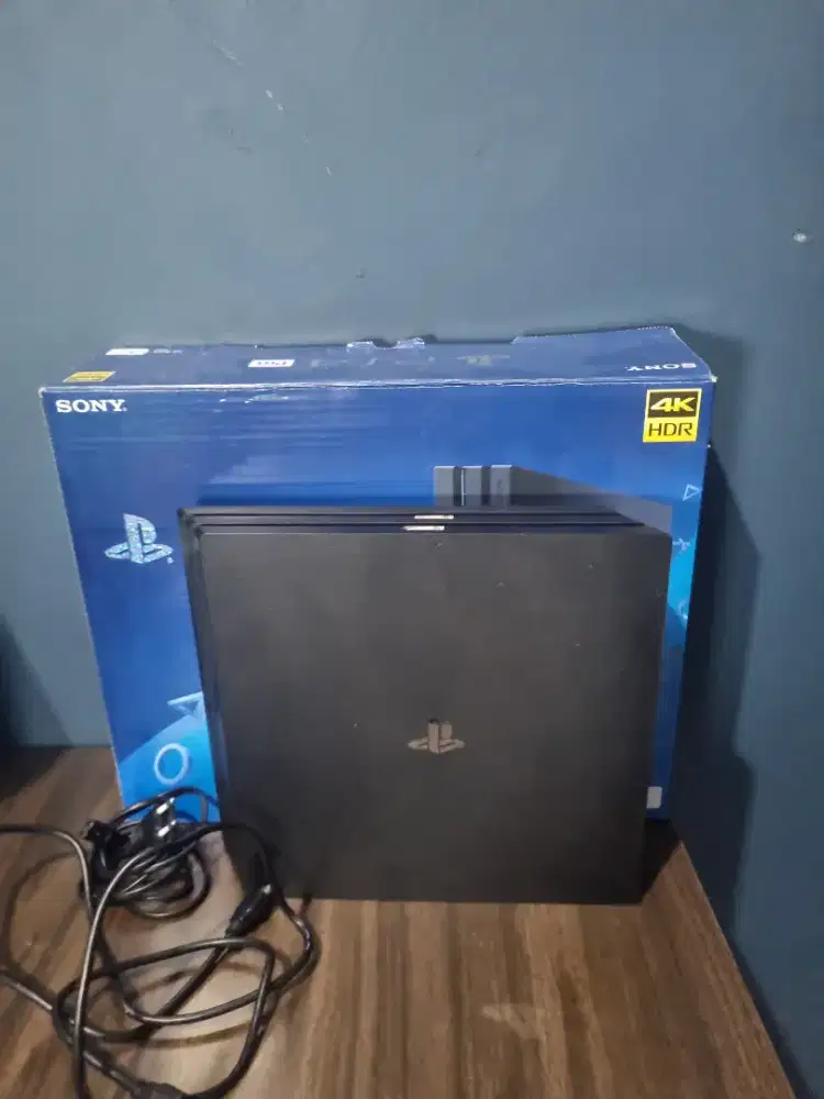 Ps4 pro 1tb original