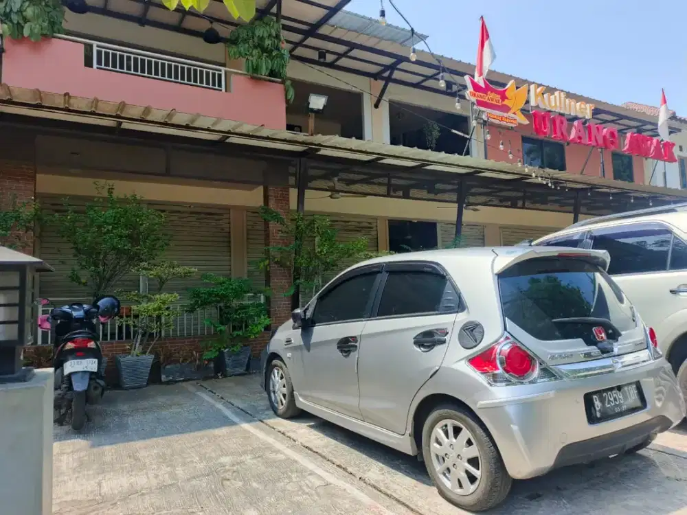 Disewakan Ruko Bangunan di Rawamangun Di Hoek