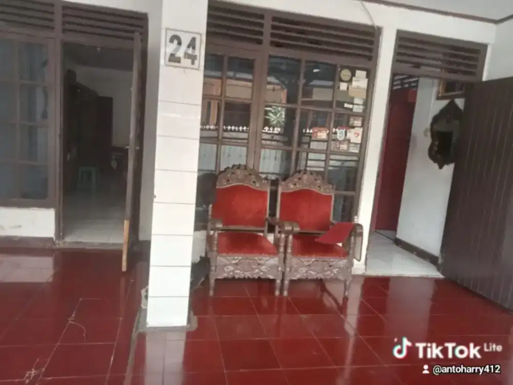Rumah Nyaman di Tebet Timur cocok buat koskosan