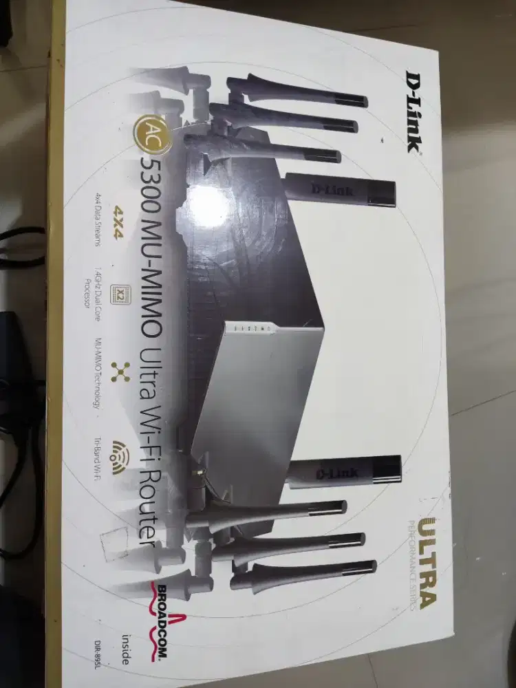Router D-Link Gaming triband Dir-895L