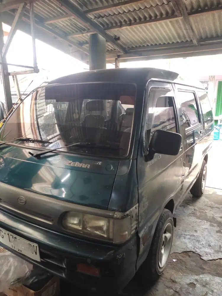 Zebra 1.3cc lengkap pribadi pajak idup siap jln jauh