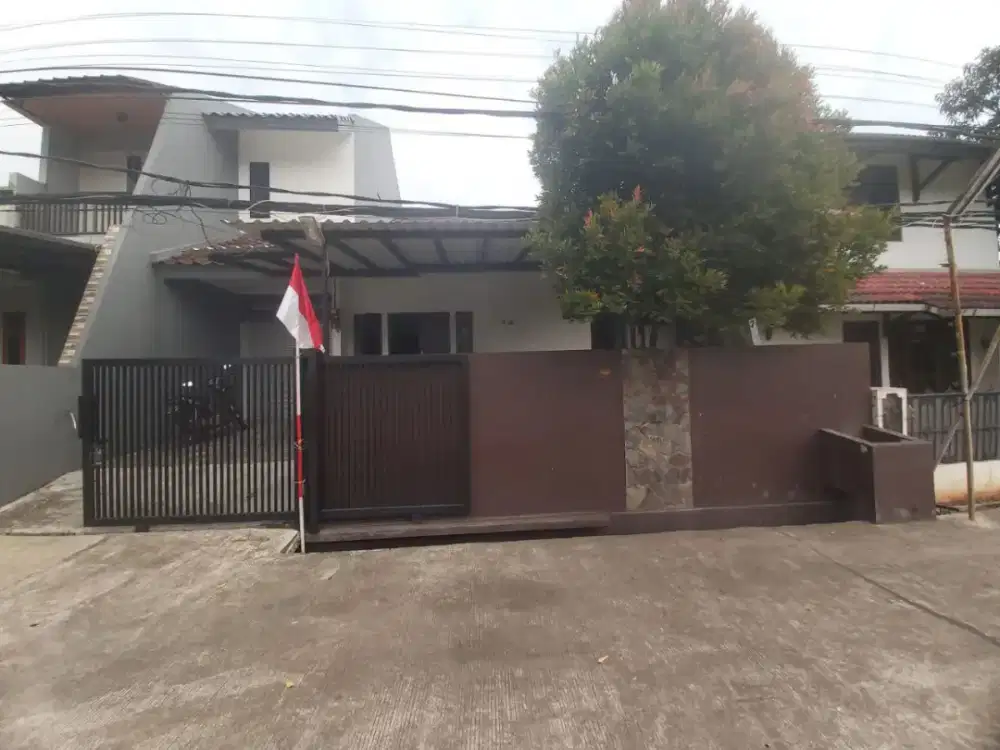 Di jual rumah luas murah dalam komplek di jatibening