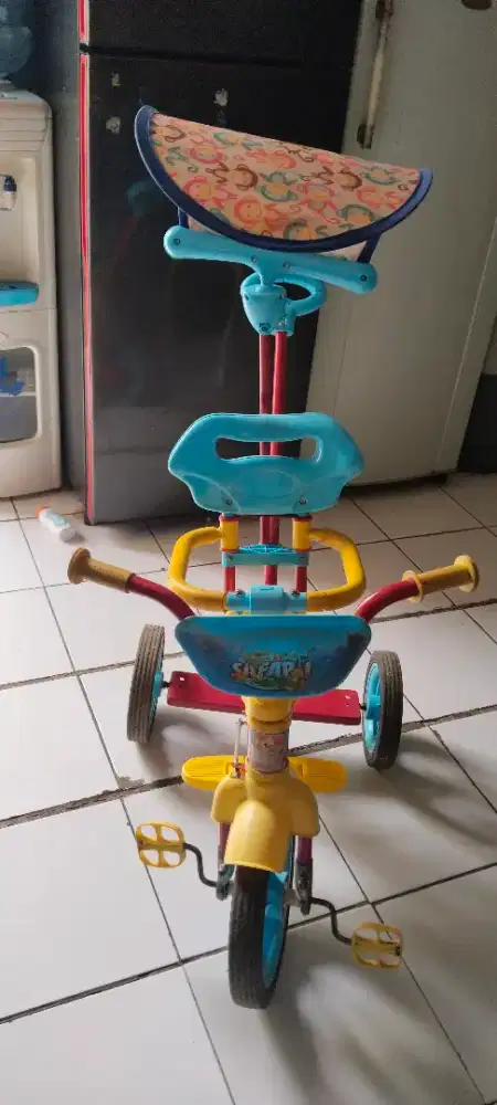 Sepeda roda anak bekas