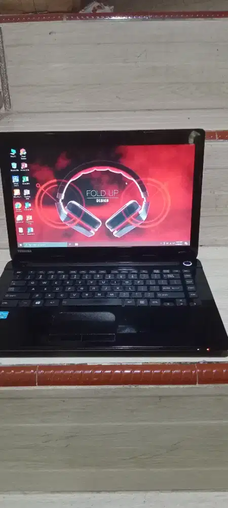 Laptop mulus slim garansi core i3 ram 8gb ssd 128gb hardis 320gb cod