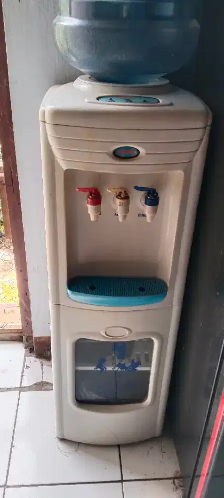 Dispensers  bekas murah