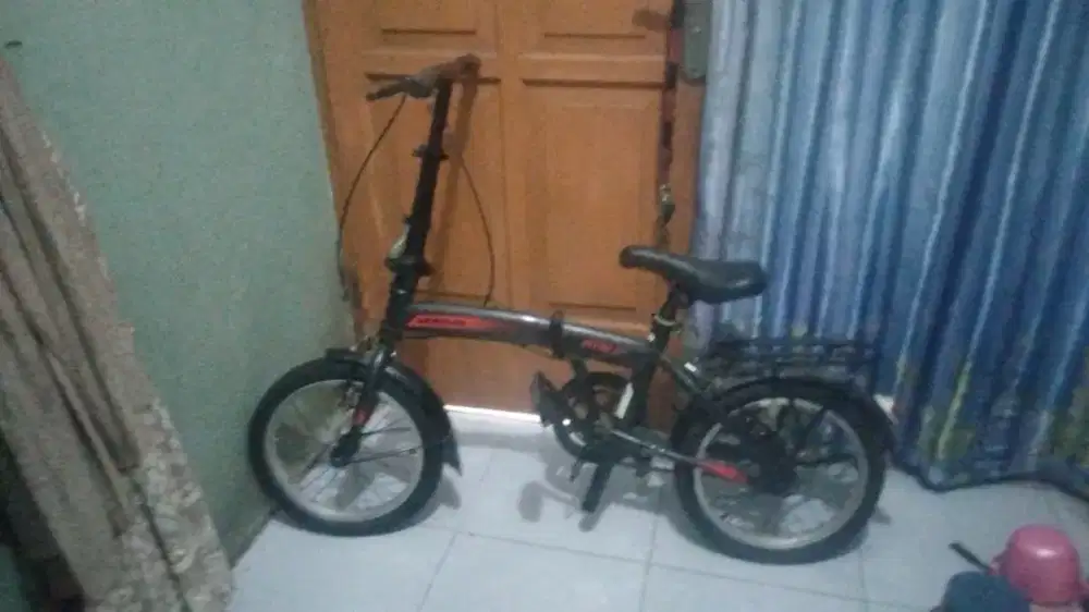 Jual sepeda lipat UK 22inc bisa di pake untk anak/dewasa harga nego