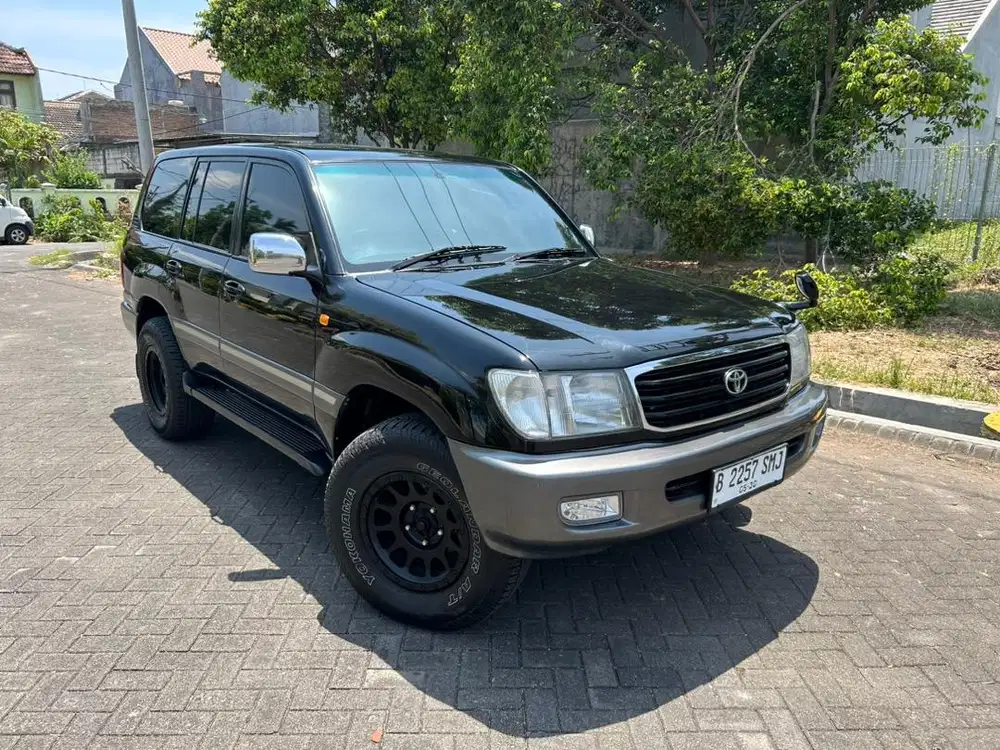 Land Cruiser SAHARA 4x4