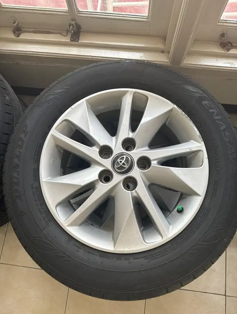 Velg oem innova reborn