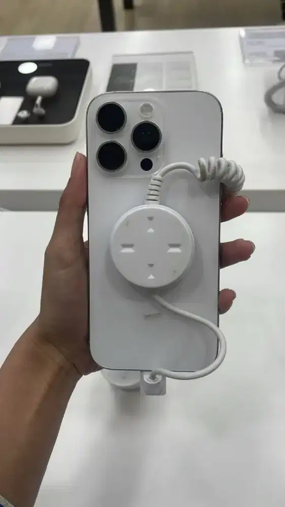 KREDIT IPHONE 16 PRO PROMO BUNGA 0% + GRATIS 2X CICILAN