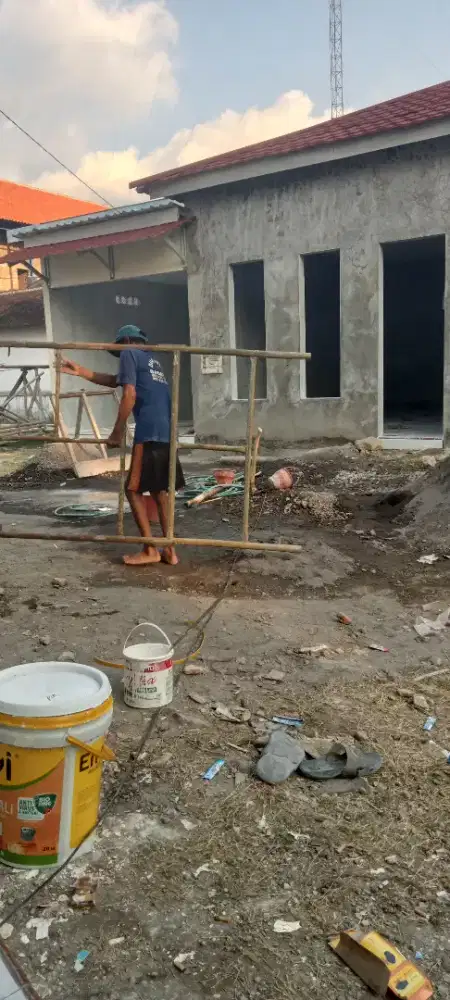 Tukang Bangunan