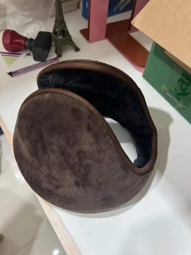 Earmuff (Penutup & Penghangat Telinga)