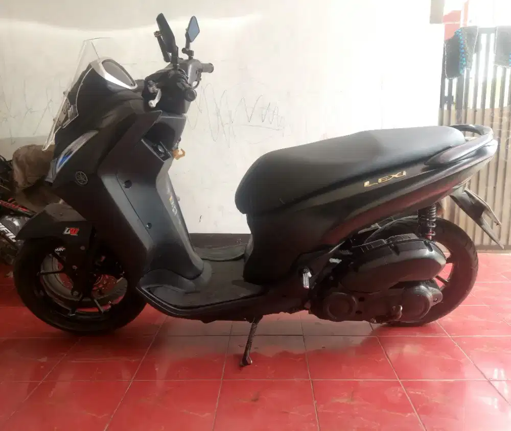 Yamaha lexi 125 2019 mulus Cijambe Pasirjati ujungberung kota bandung
