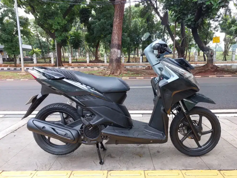 DIJUAL CASH HONDA VARIO 110 KARBU THN 2011 PAJAK IDUP SIAP PAKAI