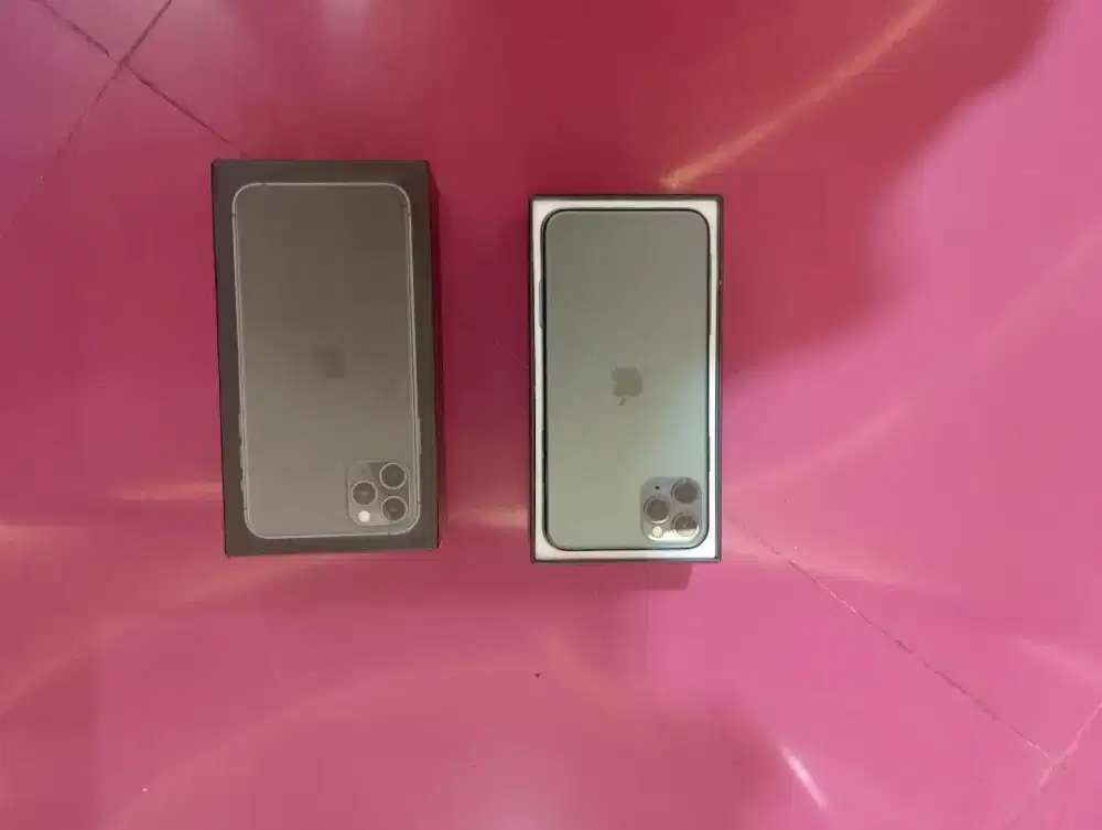 Iphone 11 pro max 256gb total masih baru