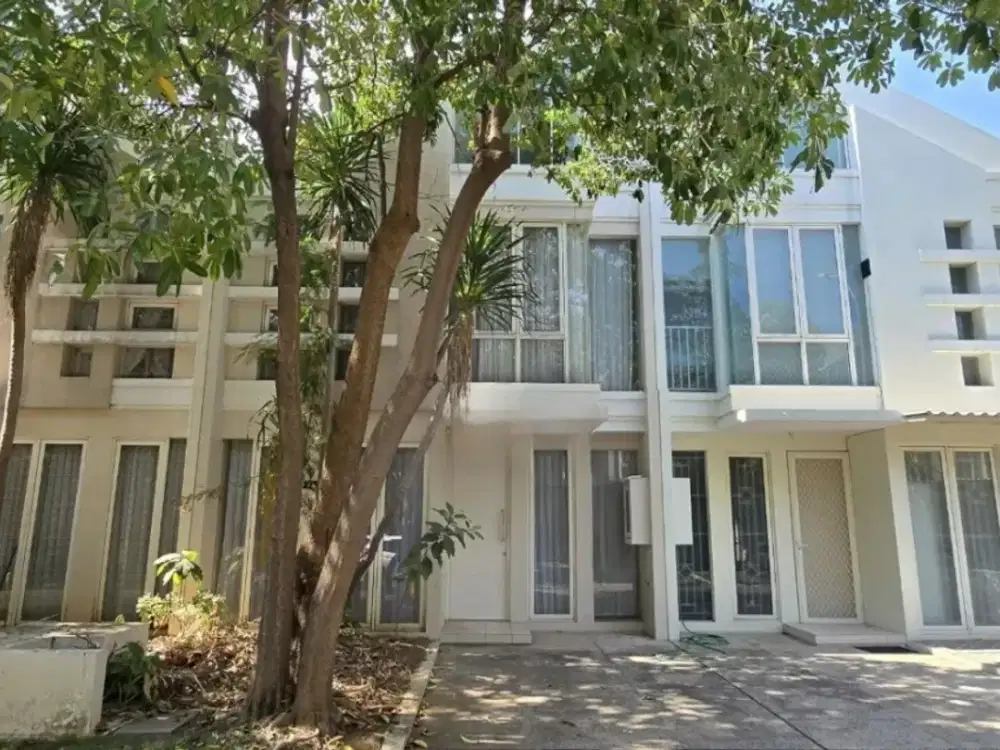 Dijual rumah siap huni di Zimbali Costa Pakuwon City