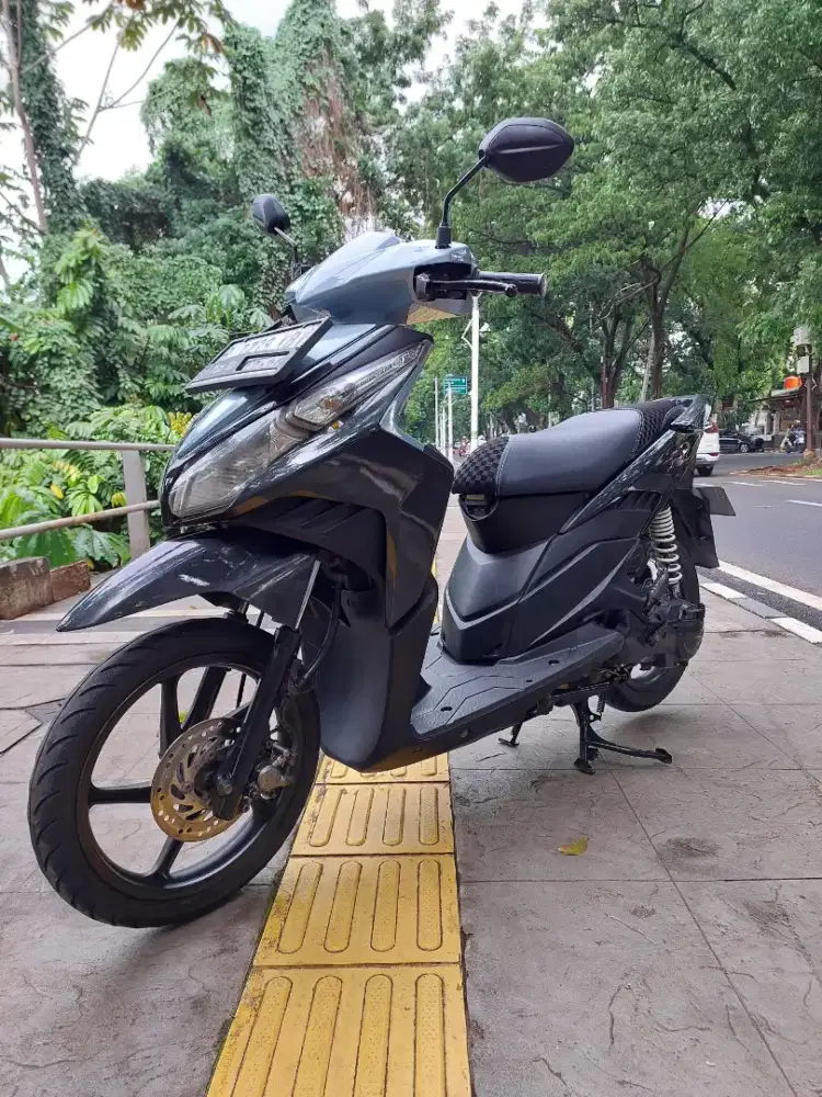 DIJUAL CASH HONDA VARIO 110 KARBU THN 2011 PAJAK IDUP SIAP PAKAI