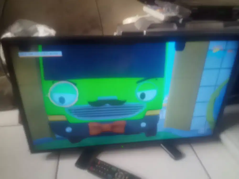 Tv led 24 inch sharp digital normal siap tonton nego tipis