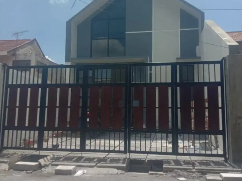 Dijual 2 unit rumah jejer di Tropodo Indah