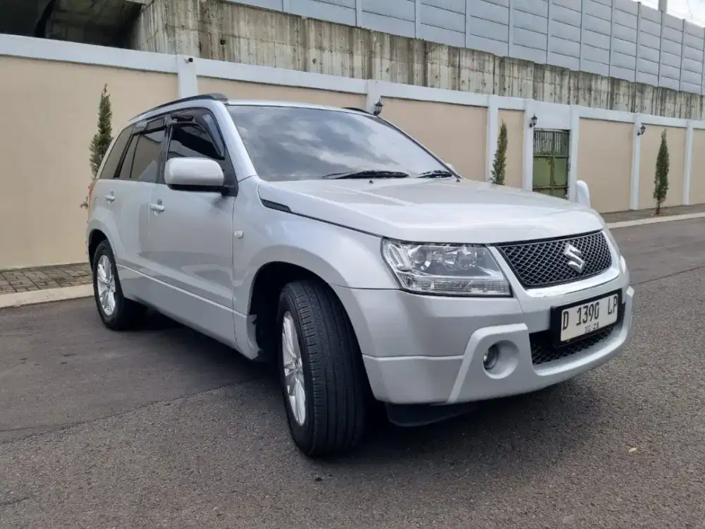 Grand vitara Jlx At 2007
Cakeeepp banget