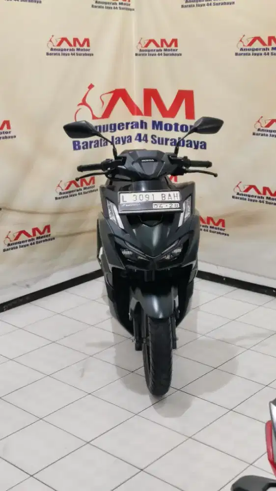 DP 1 Juta  Km 7 Ribu Honda new vario 160 Abs tahun 2023