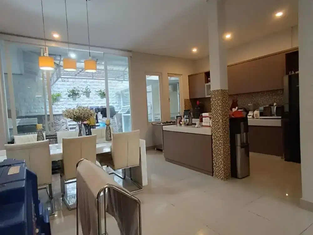 JUAL MURAH  Rumah Wiguna, Full Furnish (Bagus & Mewah), Surabaya