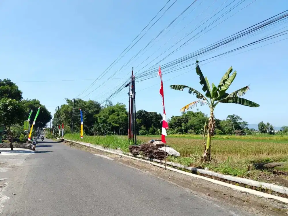 Tanah Strategis di Purwomartani, Tepi Jalan Utama, SHM 168m²