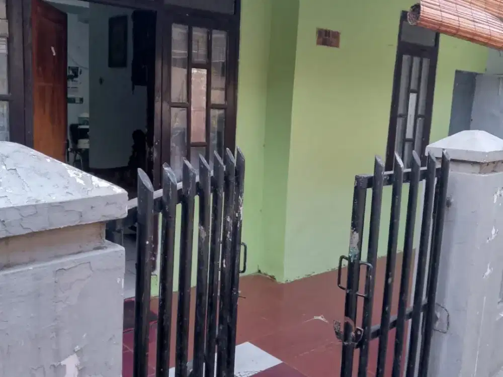Rumah Jl. Mujamil Banjararum Singosari jual Murah B.U Poll akses motor