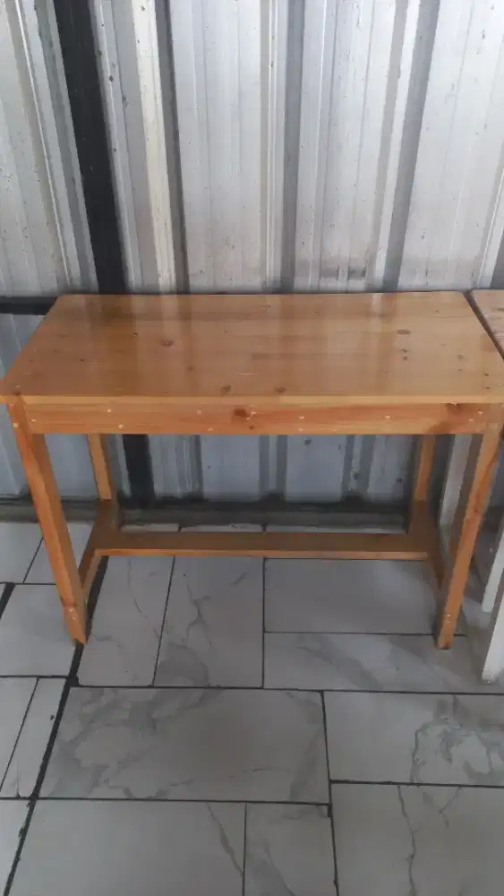 JUAL CEPAT 2 MEJA KAYU