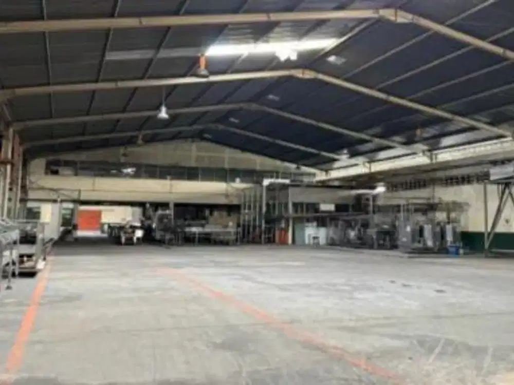 Pabrik minuman DILELANG SHM luas strategis di Jl. Raya Bogor km 34.5, Depok